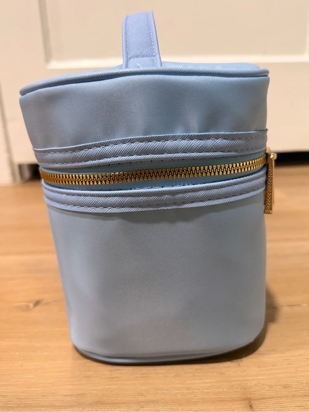 Ted Baker Light Blue Cosmetic makeup train travel case with floral interior